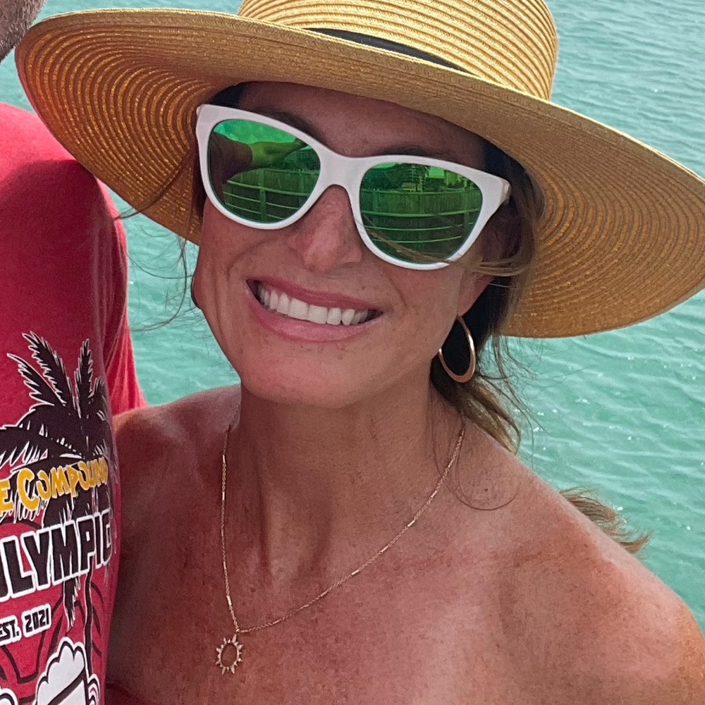 Meet your Posher, Lainie